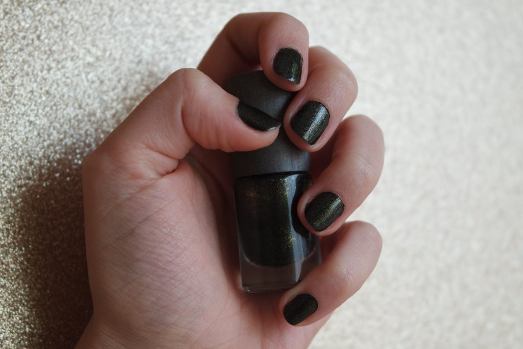vernis ongles ultimate boho green makeup