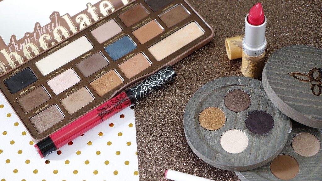 maquillage conventionnel maquillage bio too faced boho green couleur caramel kat von D