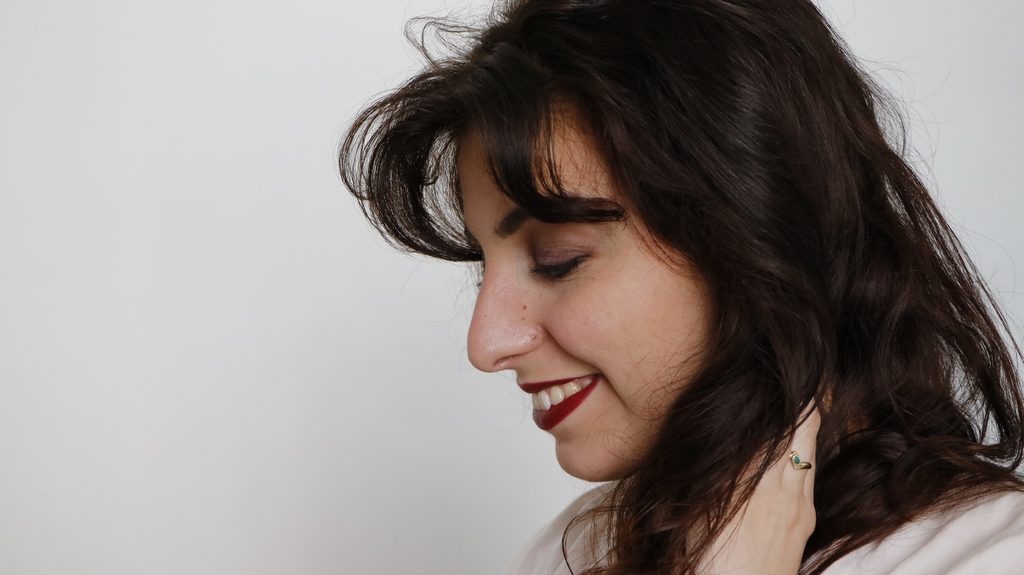 Maquillage violet conventionnel