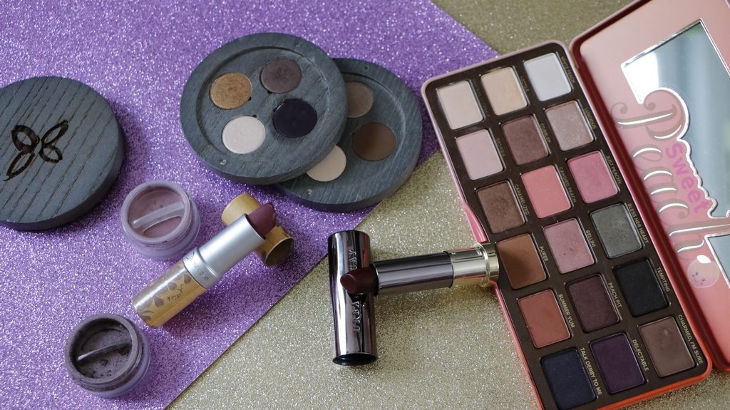 maquillage violine bio contre conventionnel dupe