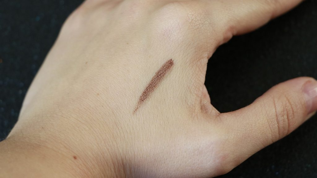 swatch crayon jumbo boho green make up