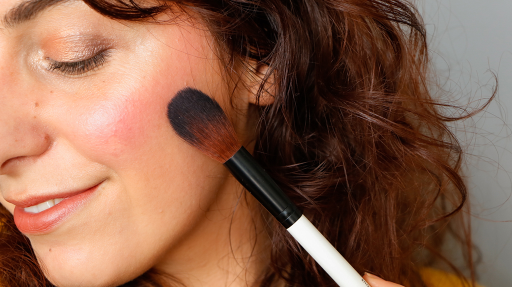 blush-crushed-rose-avis-swatch